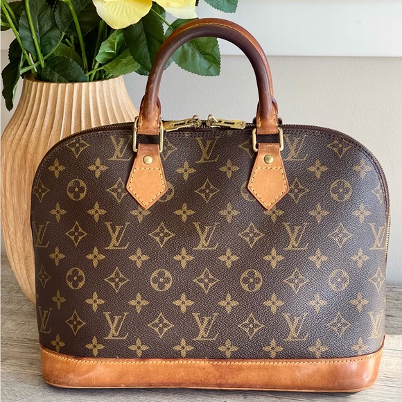 Authentic LOUIS VUITTON Monogram Alma Bag - Picture 12 of 14